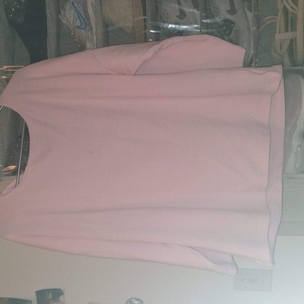 pink sweater